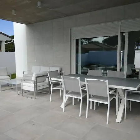 Chalet Arriluce Plaza De Parking Gratis En La Playa Chiclana de la Frontera